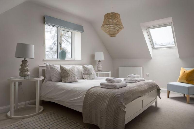 Stone Barn, Contemporary Barn Conversion Cheltenham Buitenkant foto